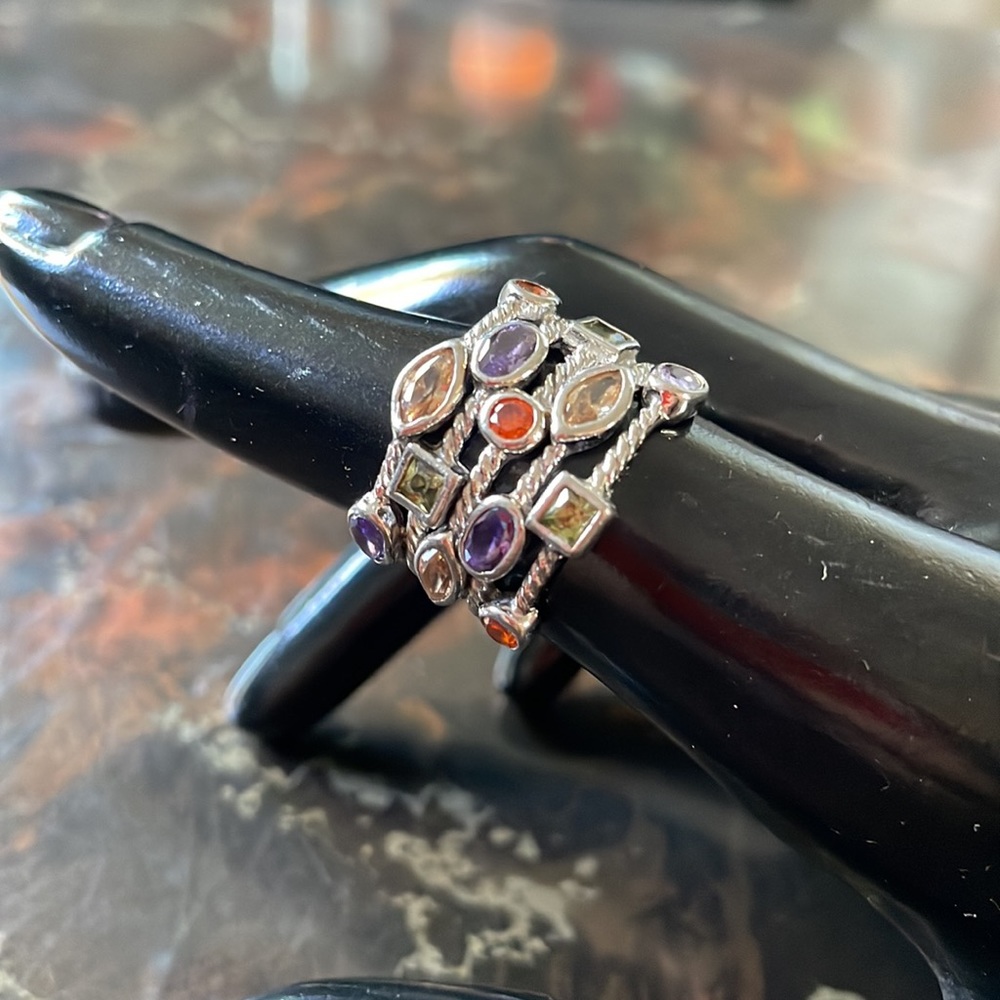 🌟 Ladies multi-gem silver ring
